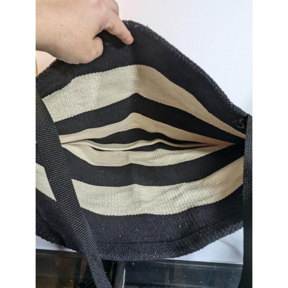 Happie Girl Large Tote
Black & cream
24x15 - Picture 8 of 8